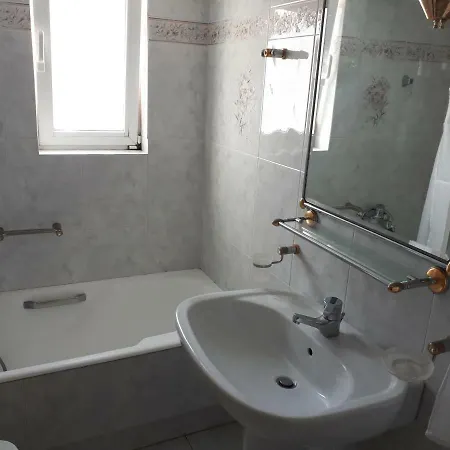 Sea View,Big And Comfortable Appartment In Voula Athene Buitenkant foto