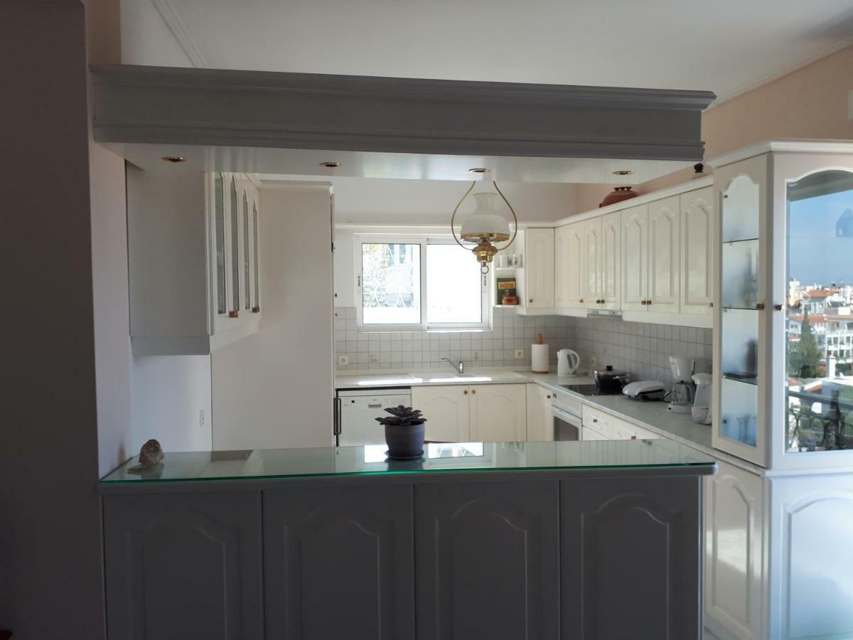 Sea View,big And Comfortable In Voula Atena