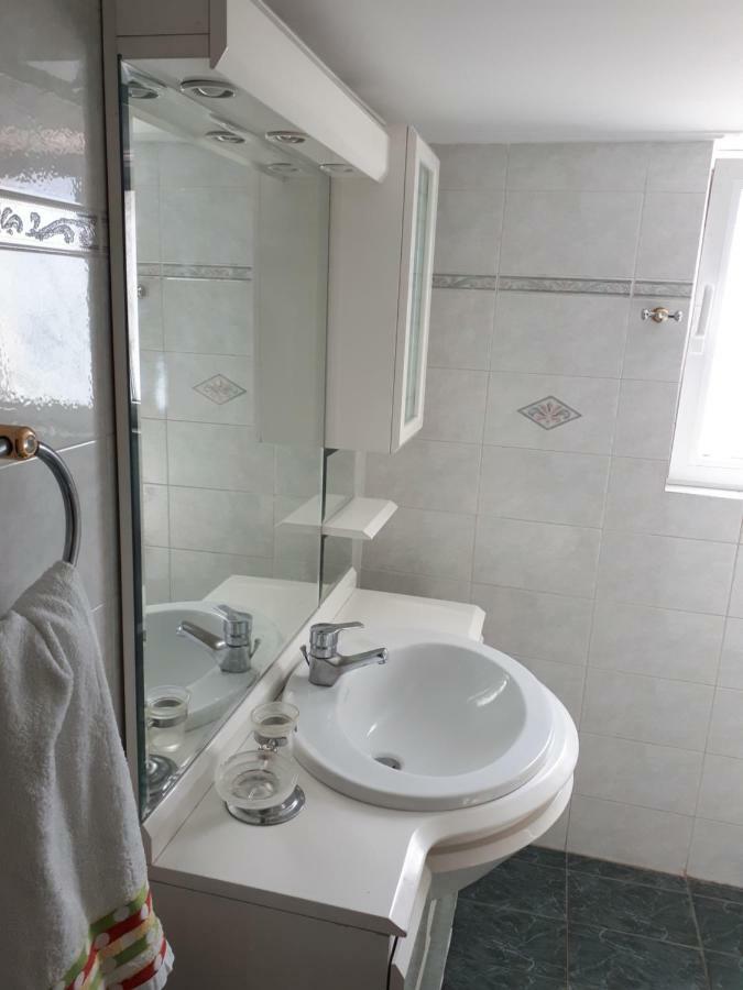 Sea View,big And Comfortable In Voula